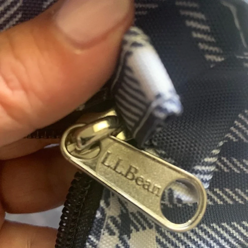 L.L.Bean Navy Plaid Tote Bag Preppy Coastal Travel Everyday Beach Shoulder Bag